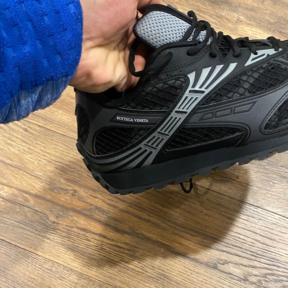 Bottega Veneta Men's Black and Gray Athletic Shoes - Picture 3 of 8